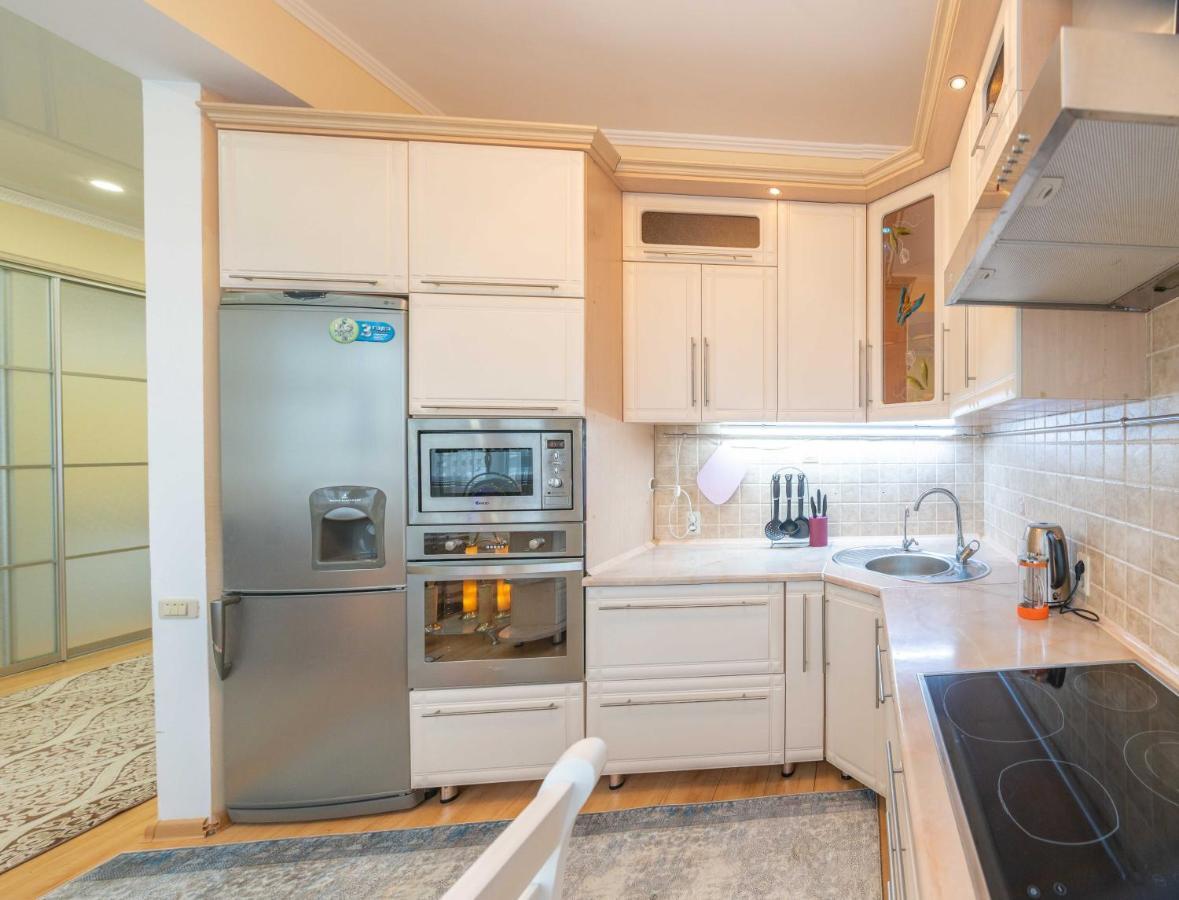 люкс рядом с рекой иртыш Apartment Pavlodar